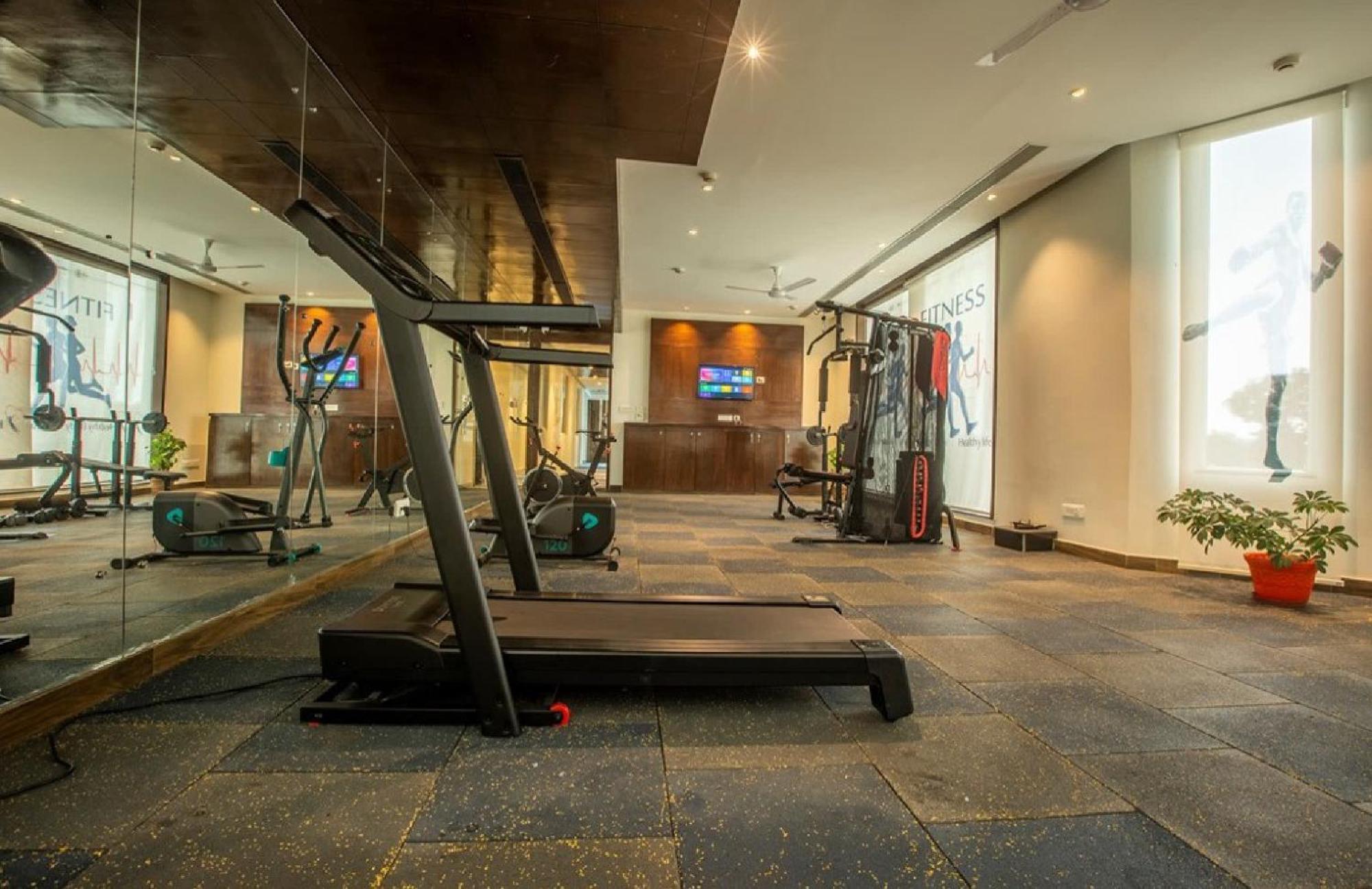 Hotel Aerostay Residency Igi Airport Delhi New Delhi Eksteriør billede