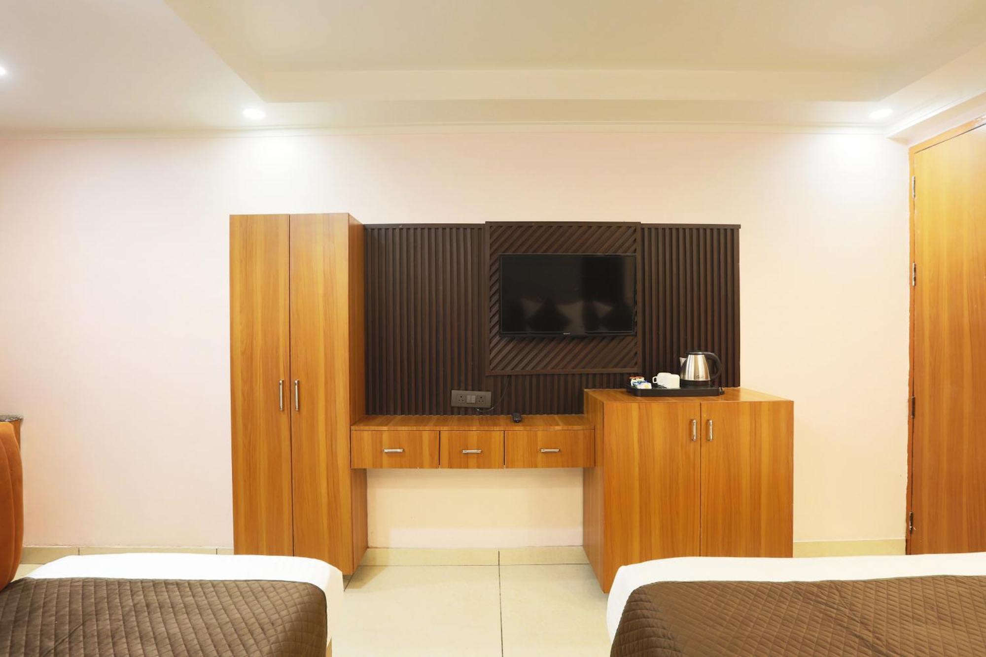 Hotel Aerostay Residency Igi Airport Delhi New Delhi Eksteriør billede